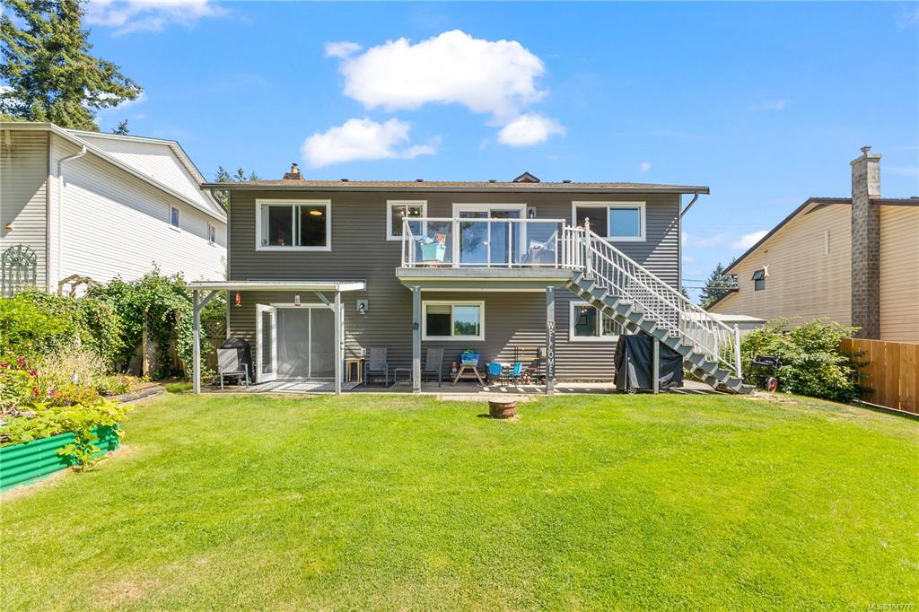 Fourth View of 848 Superior Dr, Campbell River, BC, V9W 7H3