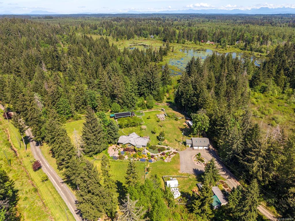 Fifth View of 5427 Wildwood Rd, Courtenay, BC, V9J 1P5