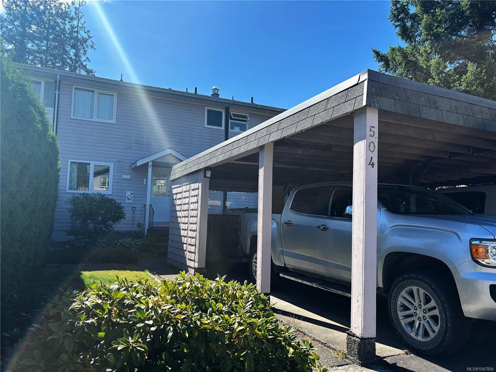 Main View of 504 Maquinna Cres, Gold River, BC, V0P 1G0