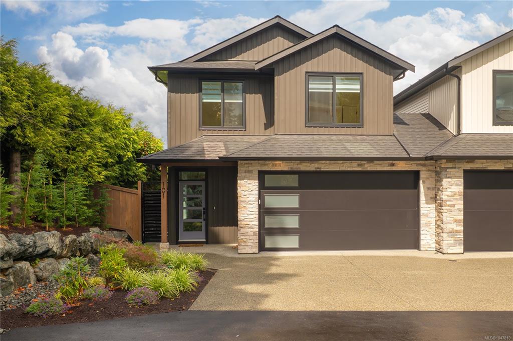 Second View of 2302 Arbot Rd, Nanaimo, BC, V9R 6S8