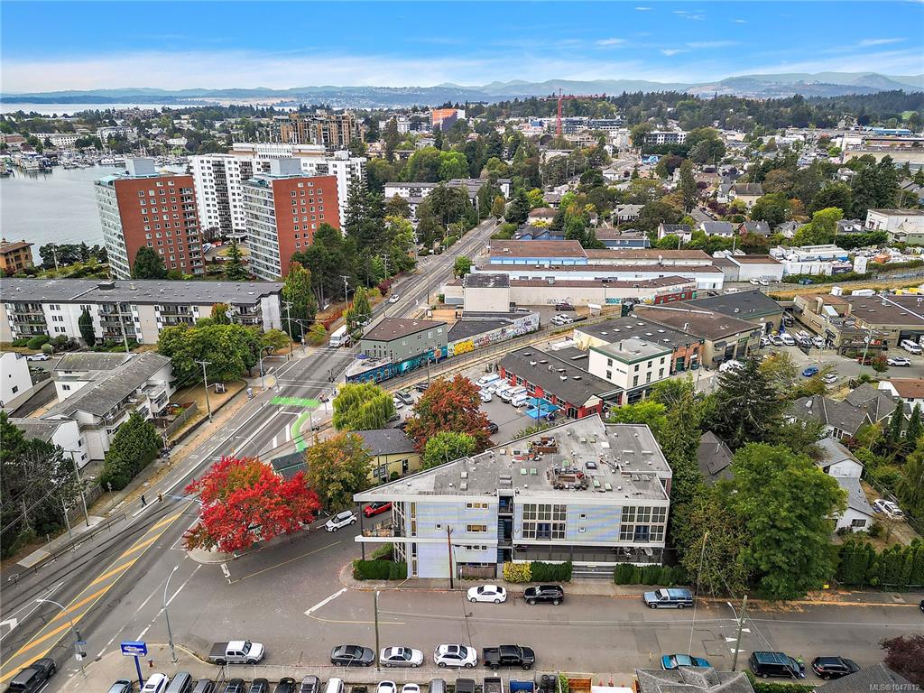 Fifth View of 407 William St, Victoria, BC, V8S 2P5