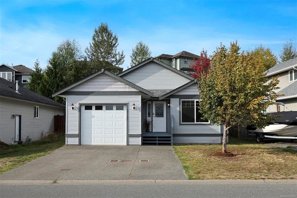 Fourth View of 2717 Kendal Ave, Cumberland, BC, V0R 1S0