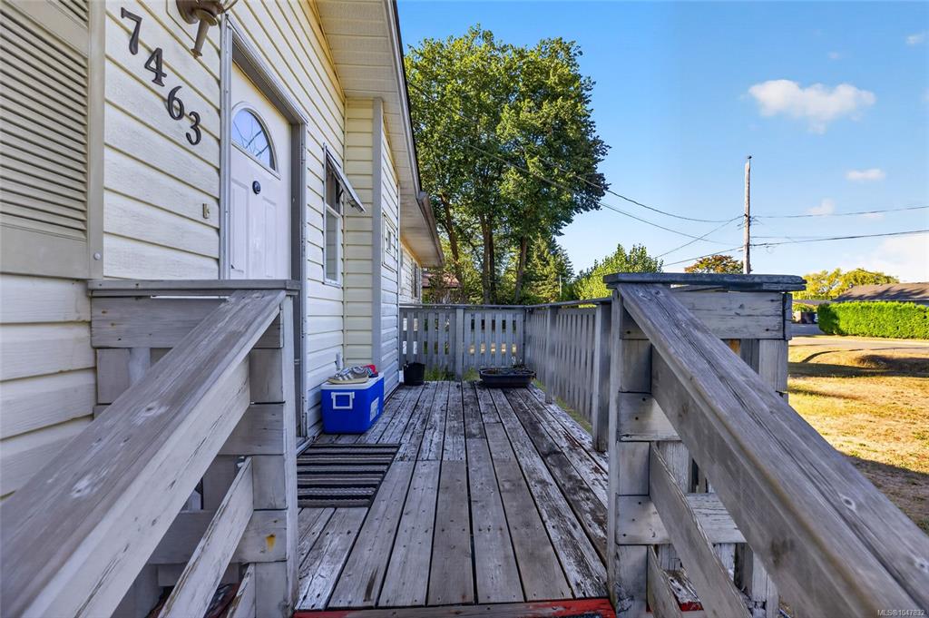Fifth View of 7463 Yake Rd, Fanny Bay, BC, V0R 1W0