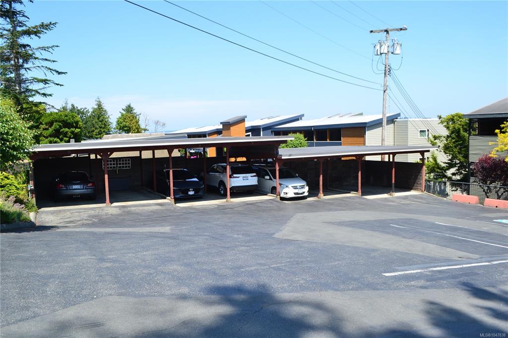 Third View of 523 Island Hwy, Eagle View, Campbell River, BC, V9W 239