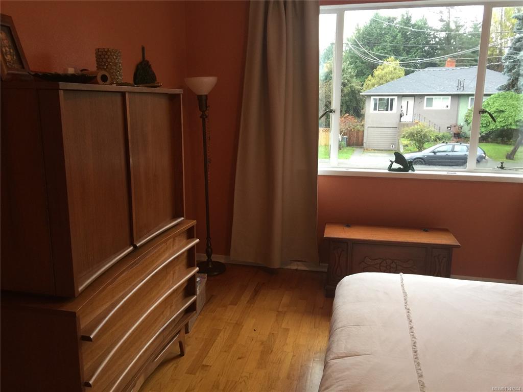 Fifth View of 1618 Richardson St, Victoria, BC, V8S 1R4