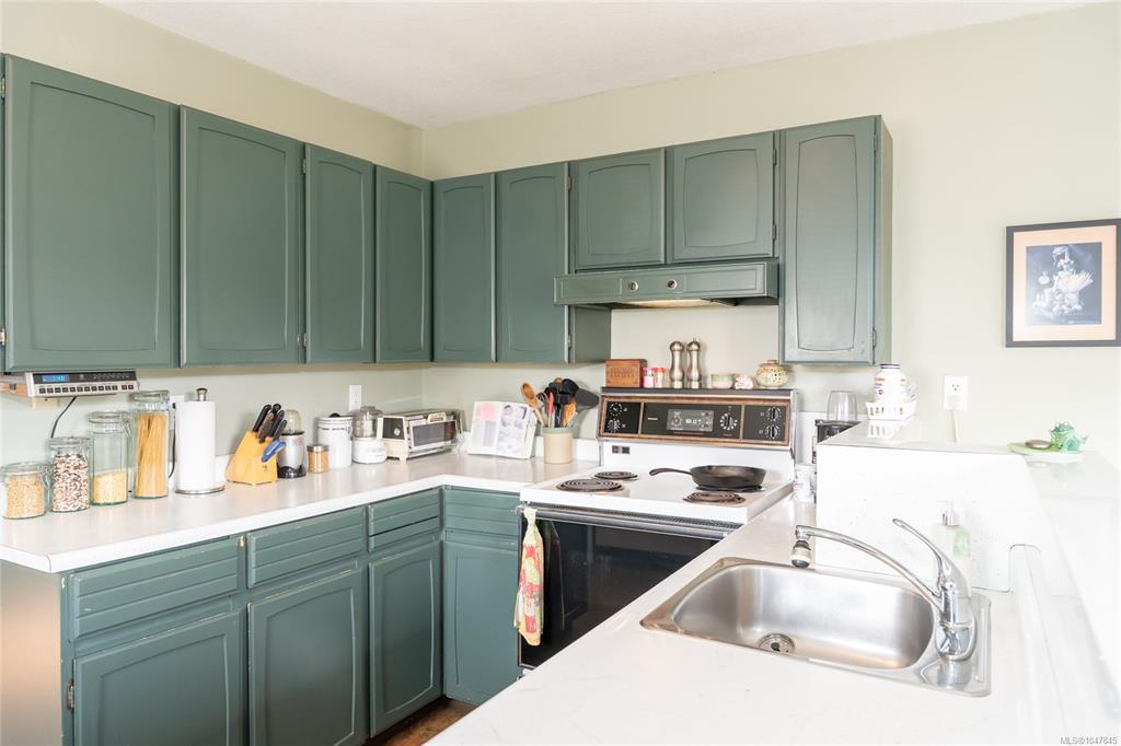 Third View of 477 Swinford St, Esquimalt, BC, V9A 6G2