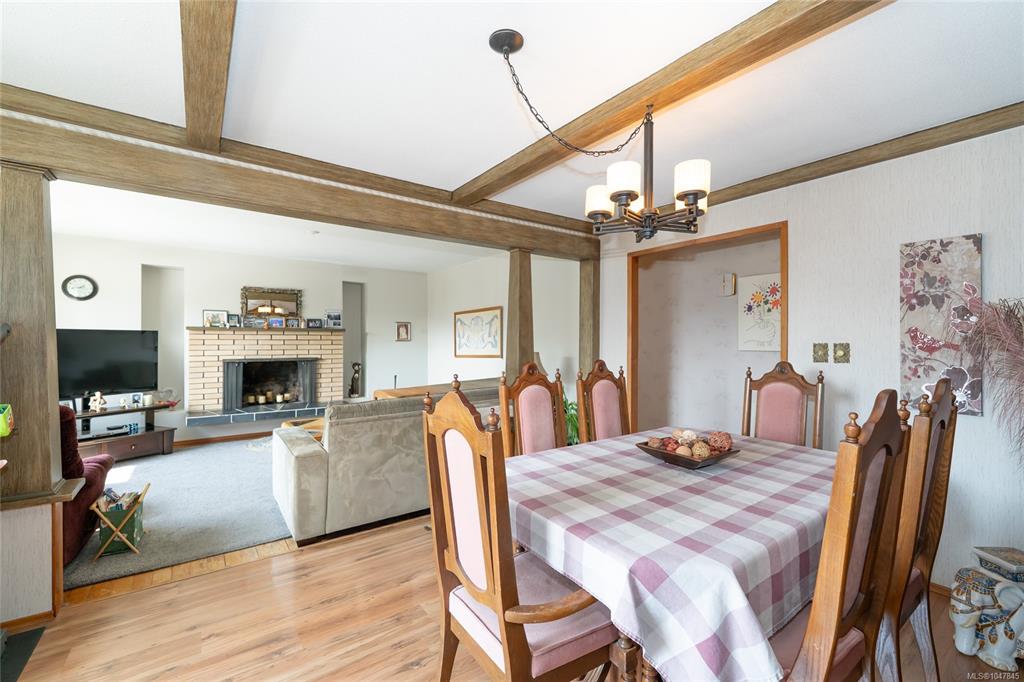 Fifth View of 477 Swinford St, Esquimalt, BC, V9A 6G2