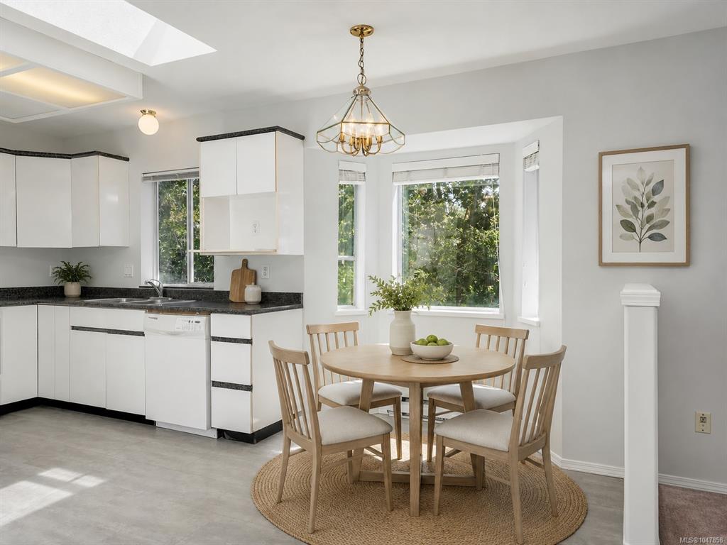Fourth View of 1287 Carmichael Crt, Saanich, BC, V8Z 7B9