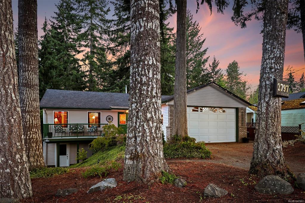Fourth View of 2797 Keswick Ave, Cumberland, BC, V0R 1S0