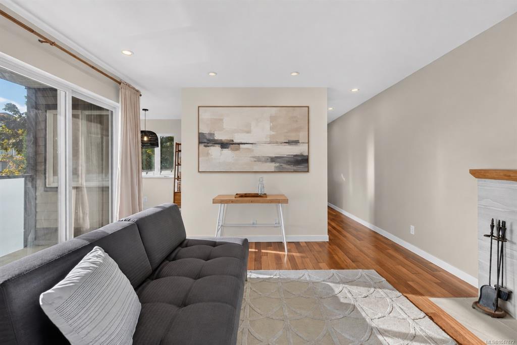 Third View of 1619 Morrison St, Morrison Manor, Victoria, BC, V8R 6R8