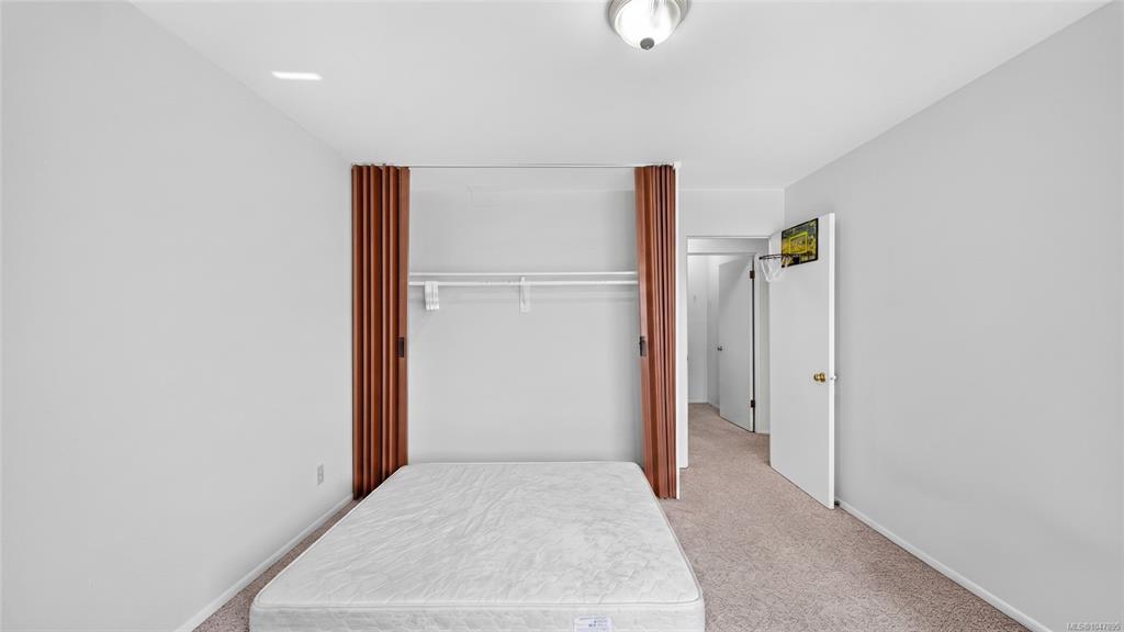 Fifth View of 664 Bruce Ave, Nanaimo, BC, V9R 3Y7
