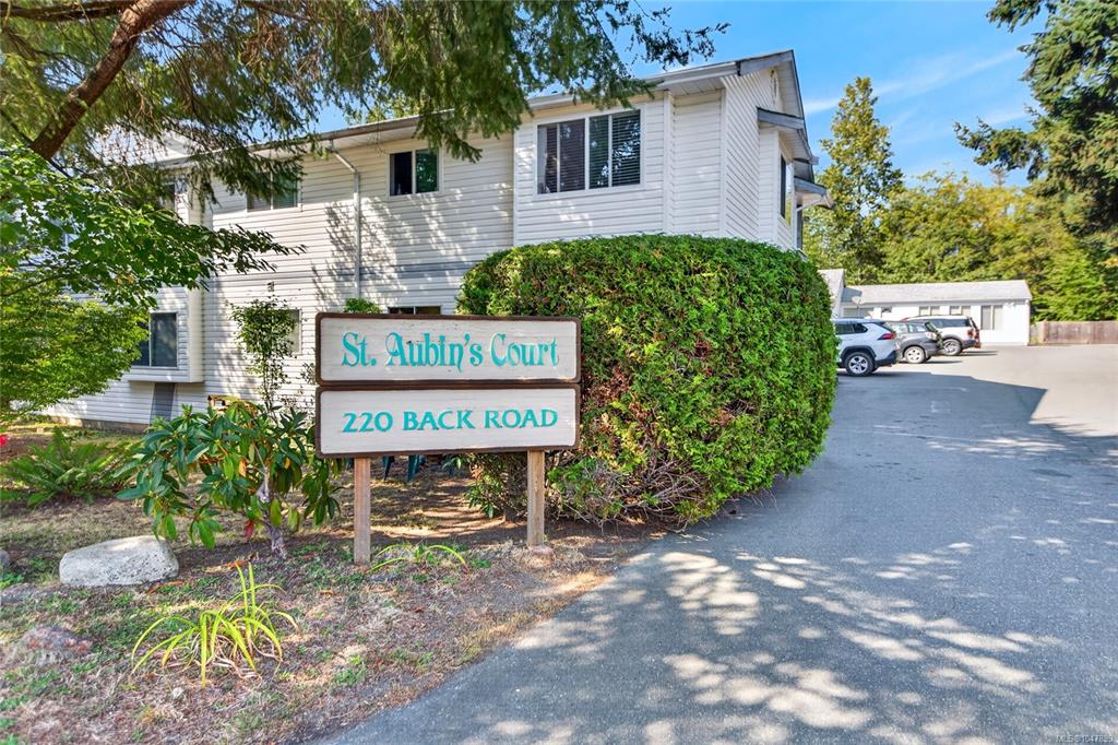 Third View of 220 Back Rd, Courtenay, BC, V9N 3W6
