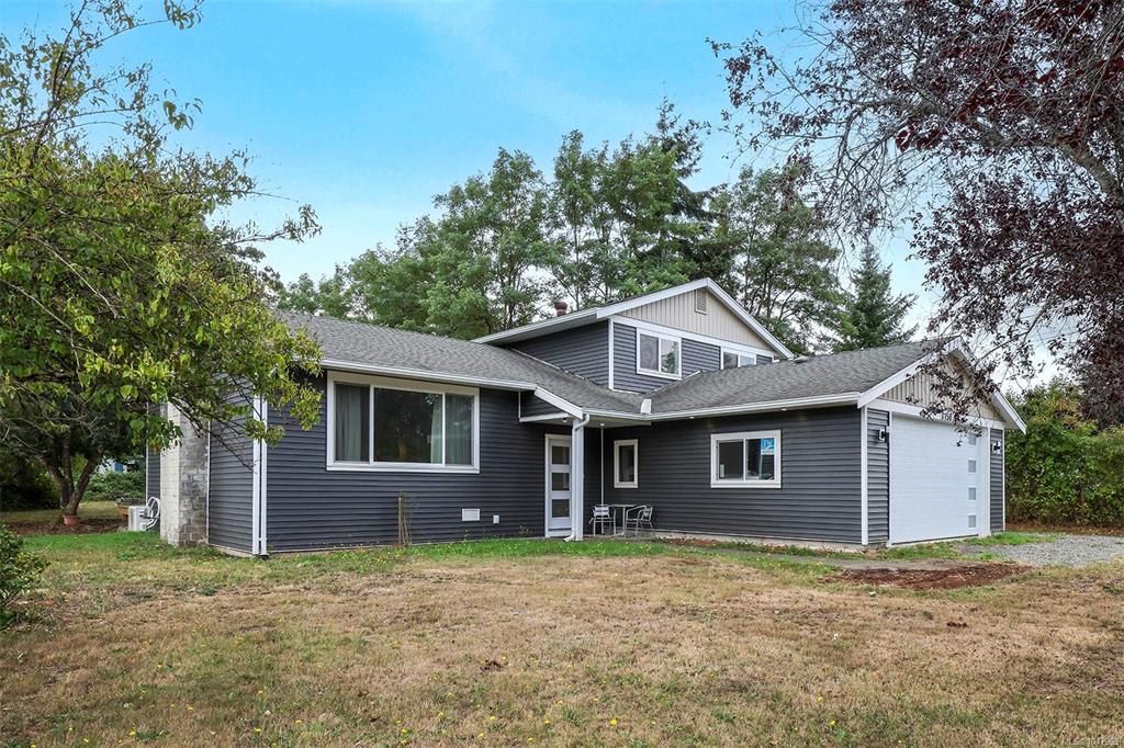 Third View of 3158 Barford Cres, Courtenay, BC, V9N 9L6