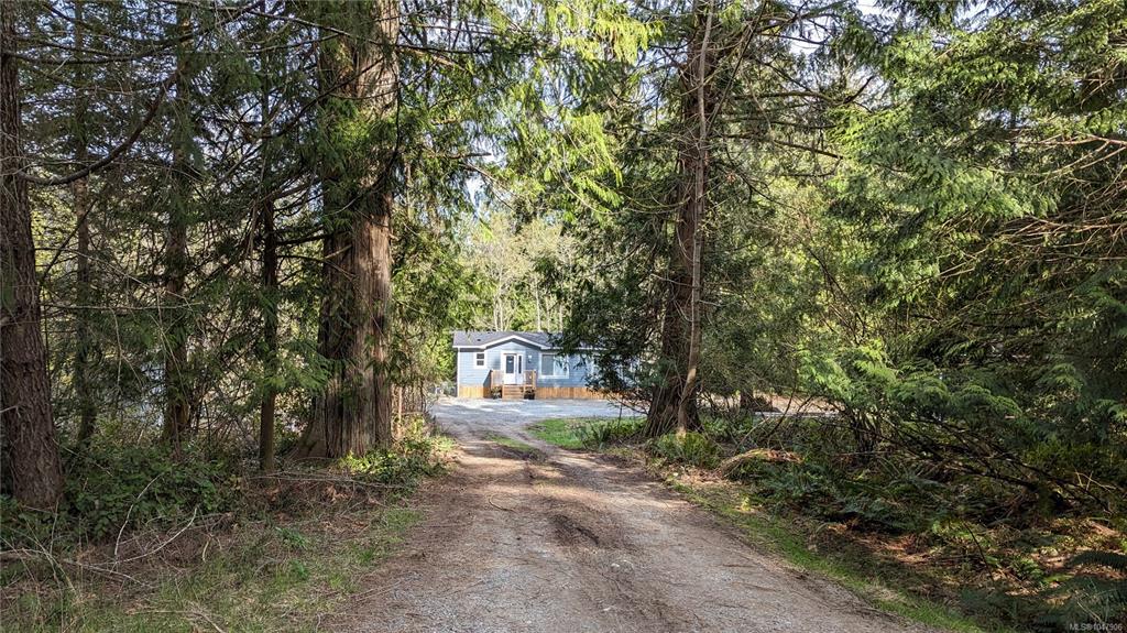 Third View of 1040 Conville Rd, Gabriola Island, BC, V0R 1X2
