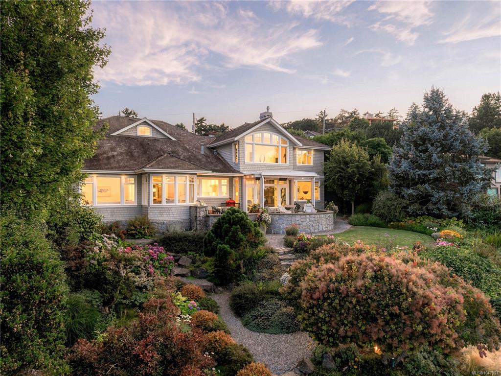 Second View of 2924 Mt Baker View Rd, Saanich, BC, V8N 1Z5