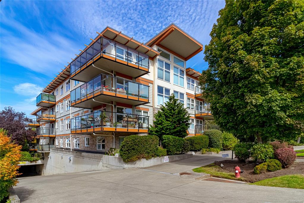Fourth View of 2940 Harriet Rd, Harriet Gardens, Saanich, BC, V9A 1T3