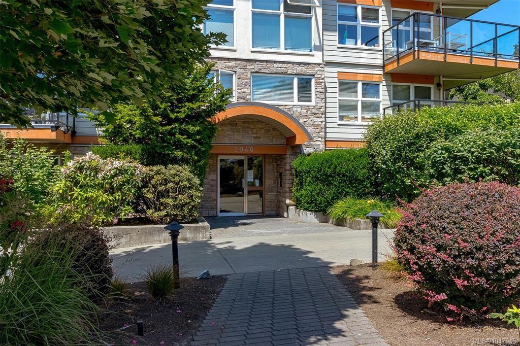 Fifth View of 2940 Harriet Rd, Harriet Gardens, Saanich, BC, V9A 1T3