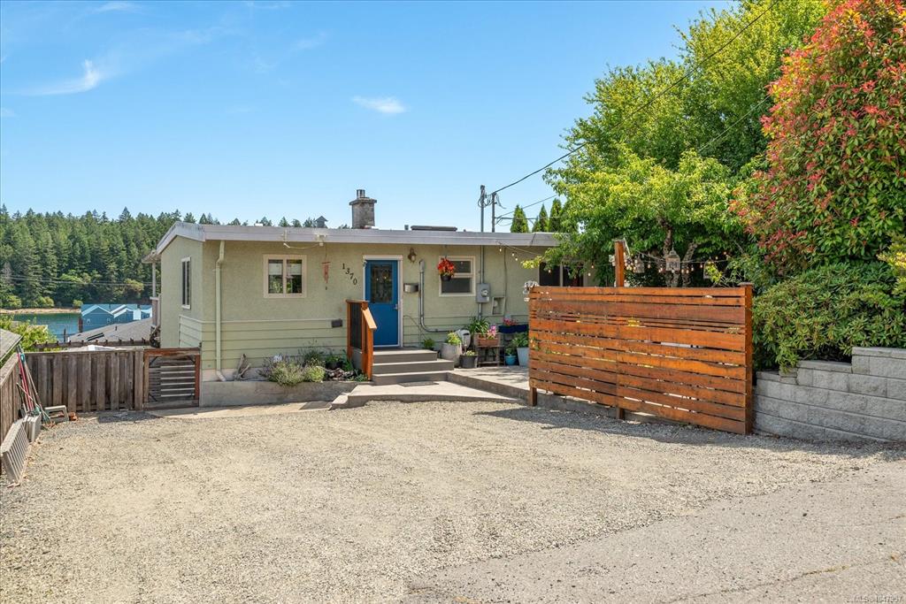 1370 Discovery Ave, 1047957, BC,