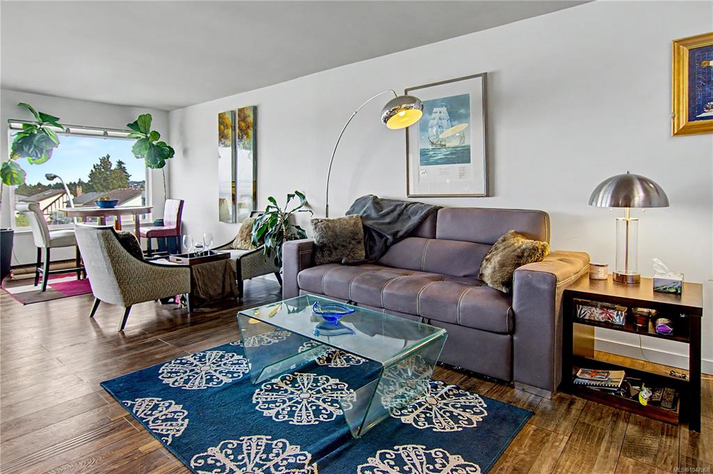 Fifth View of 6231 Blueback Rd, Eaglepoint Bayview, Nanaimo, BC, V9V 1J3