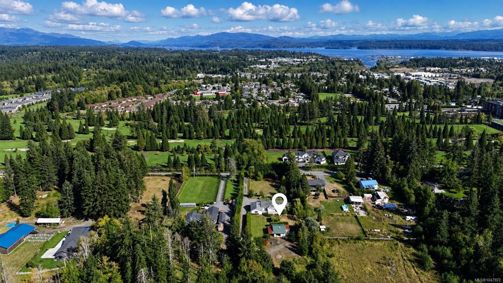 Second View of 1939 Shetland Rd, Campbell River, BC, V9W 3Y5