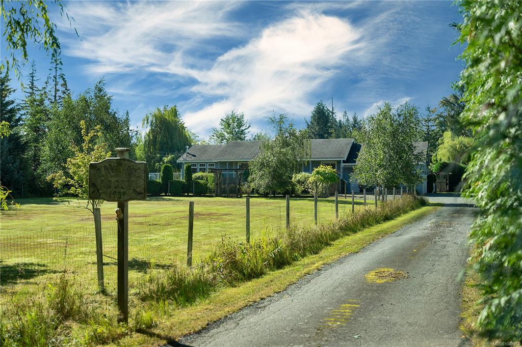 Fourth View of 1939 Shetland Rd, Campbell River, BC, V9W 3Y5
