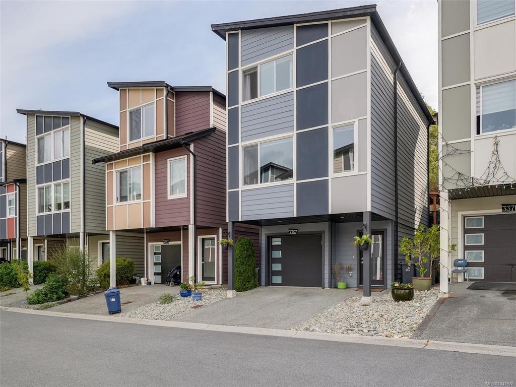 3367 Crossbill Terr, 1047978, BC,