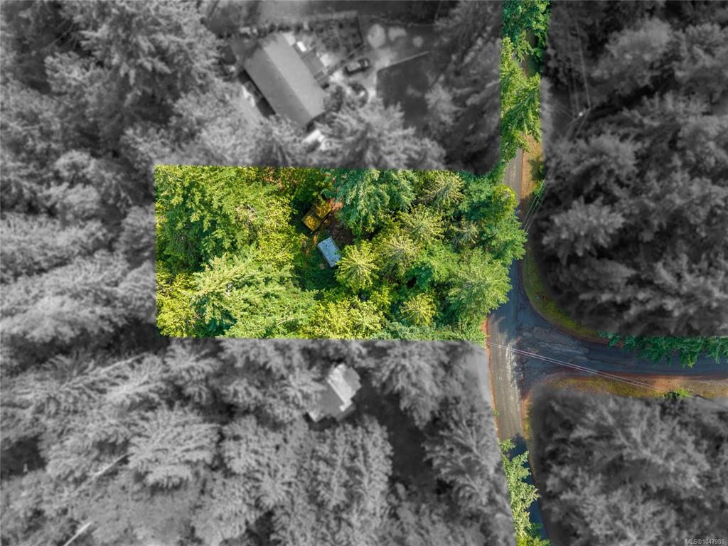 Fourth View of 3610 Jolly Roger Cres, Pender Island, BC, V0N 2M2