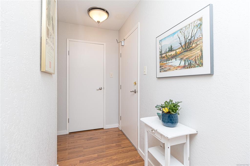 Fifth View of 1145 Hilda St, Hilda Condos, Victoria, BC, V8V 2Z5