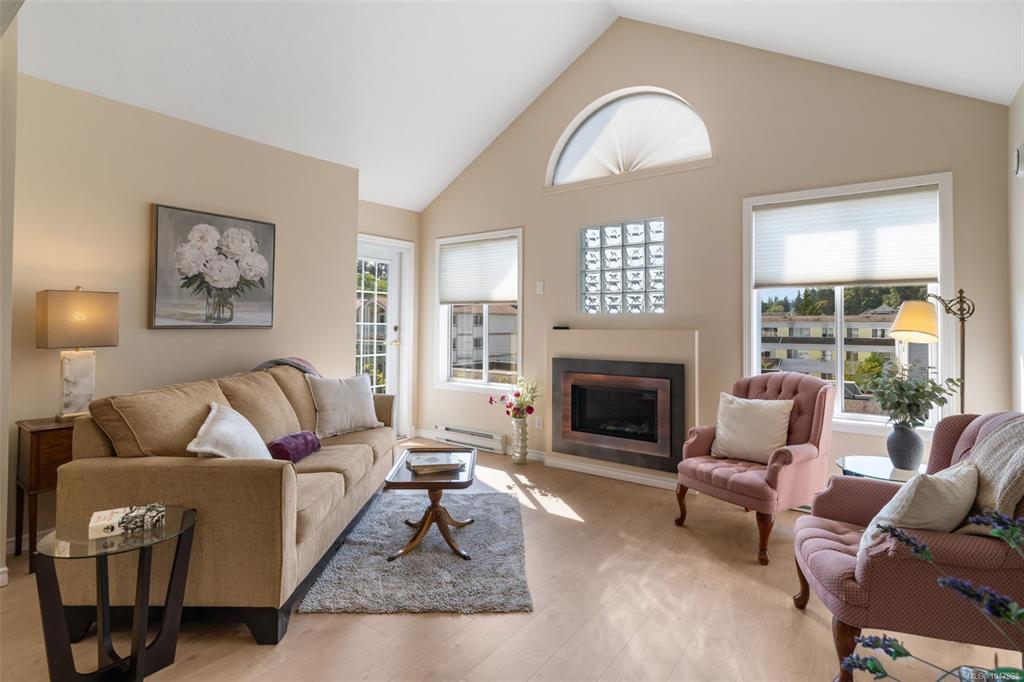 275 First St, 1047998, BC,