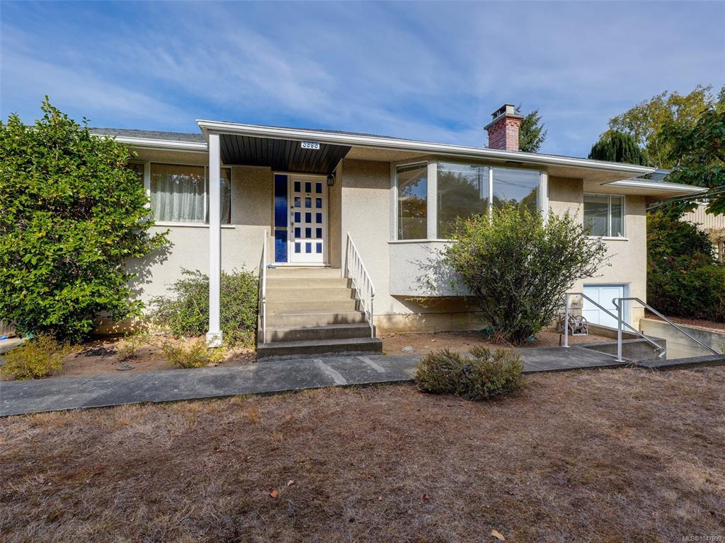 Second View of 3896 Hobbs St, Saanich, BC, V8N 4C9