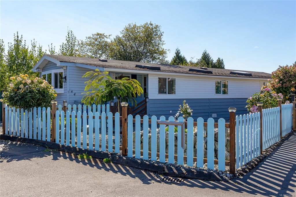 7701 Central Saanich Rd, 1048004, BC,