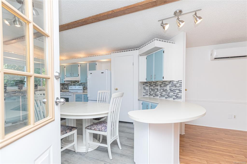 Fourth View of 7701 Central Saanich Rd, Central Saanich, BC, V8M 1X4