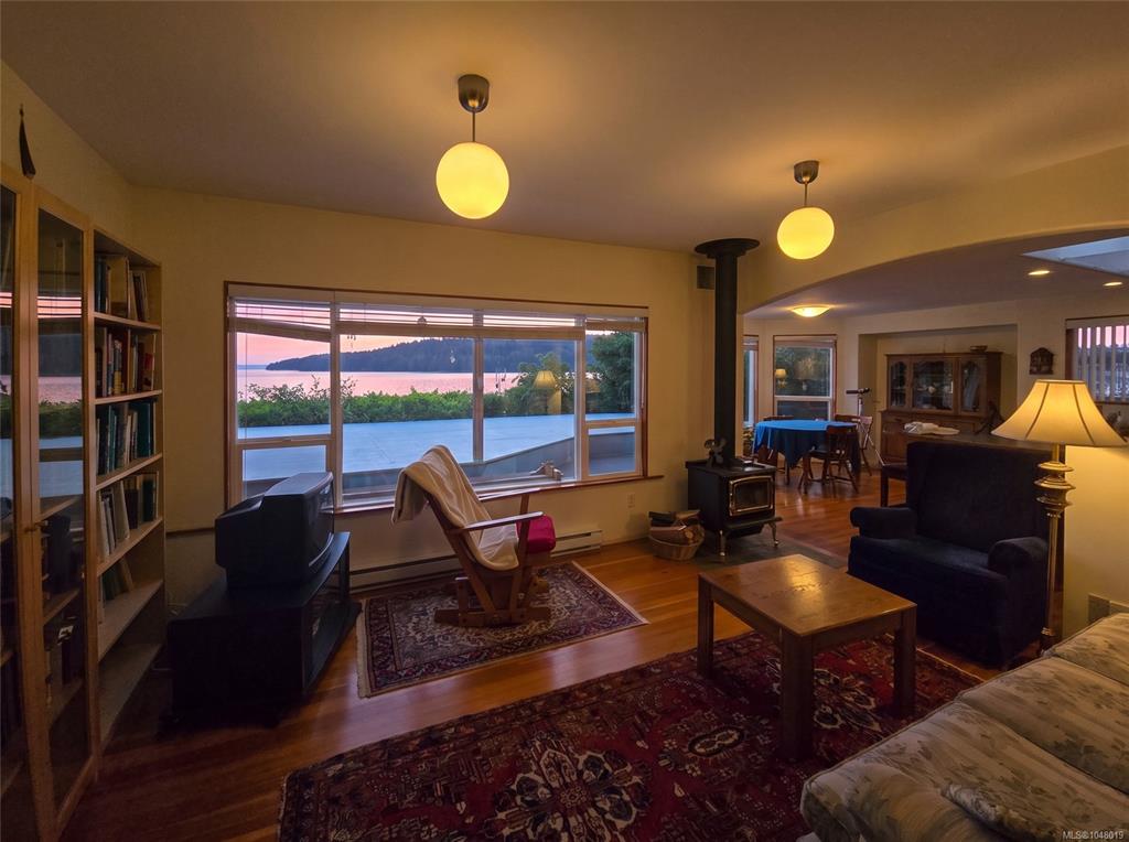 Second View of 585 1st St, Sointula, BC, V0N 3E0