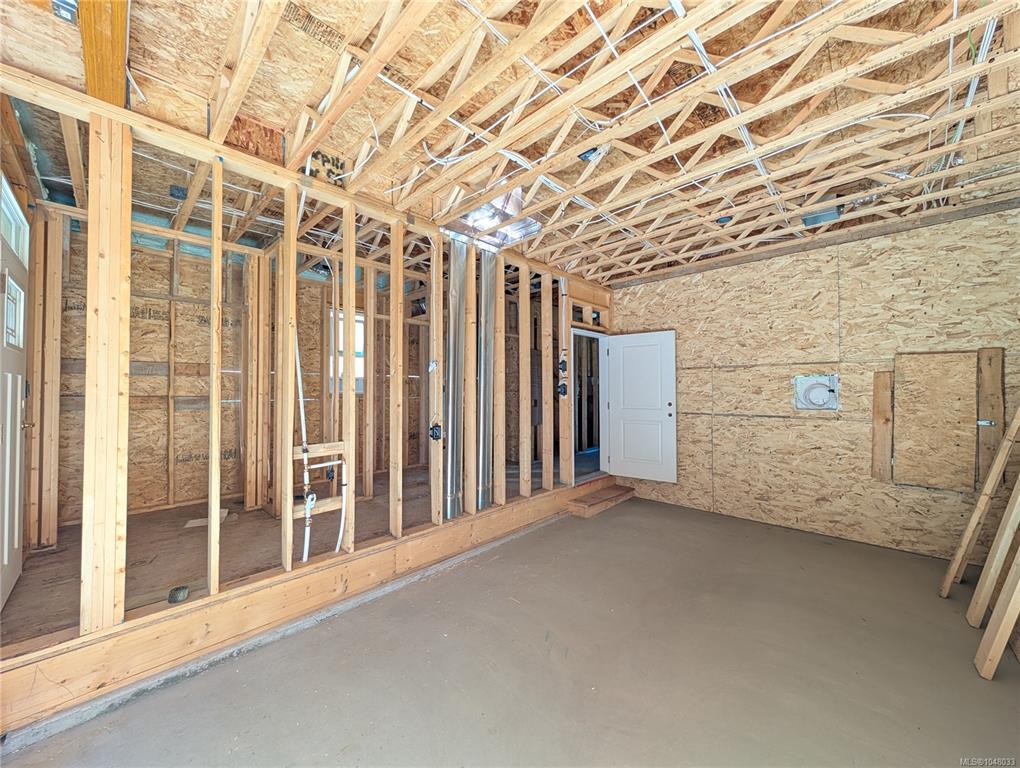 Fifth View of 1348 Mckinley Rd, Ladysmith, BC, V9G 1R2