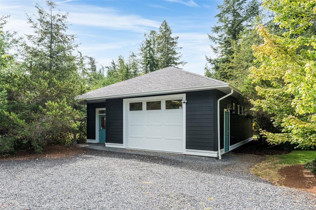 Fourth View of 3022 Sarah Dr, Sooke, BC, V9Z 0J5