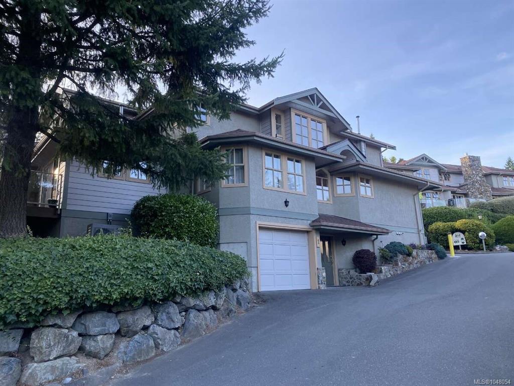 Third View of 500 Marsett Pl, Saanich, BC, V8Z 7J1