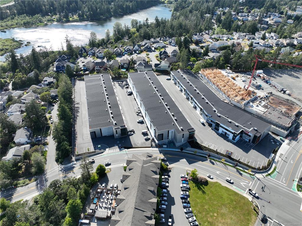 830 Mccallum Rd, 1048056, BC,