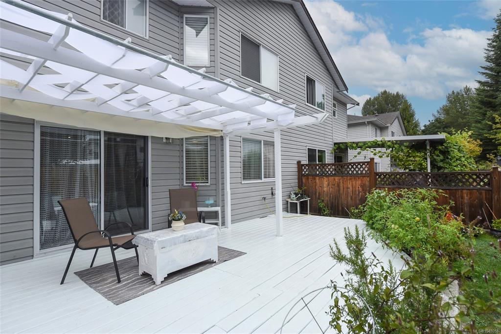 Third View of 2284 1st St, Courtenay, BC, V9N 8X8