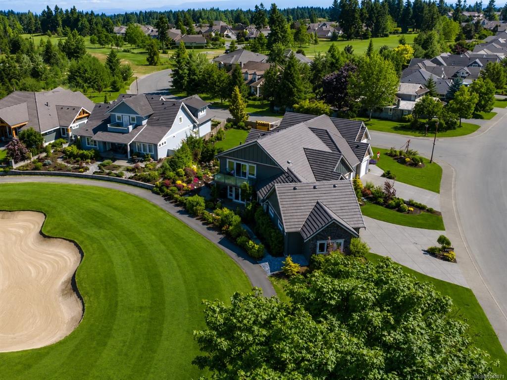 Fourth View of 3172 Royal Vista Way, Courtenay, BC, V9N 9X3