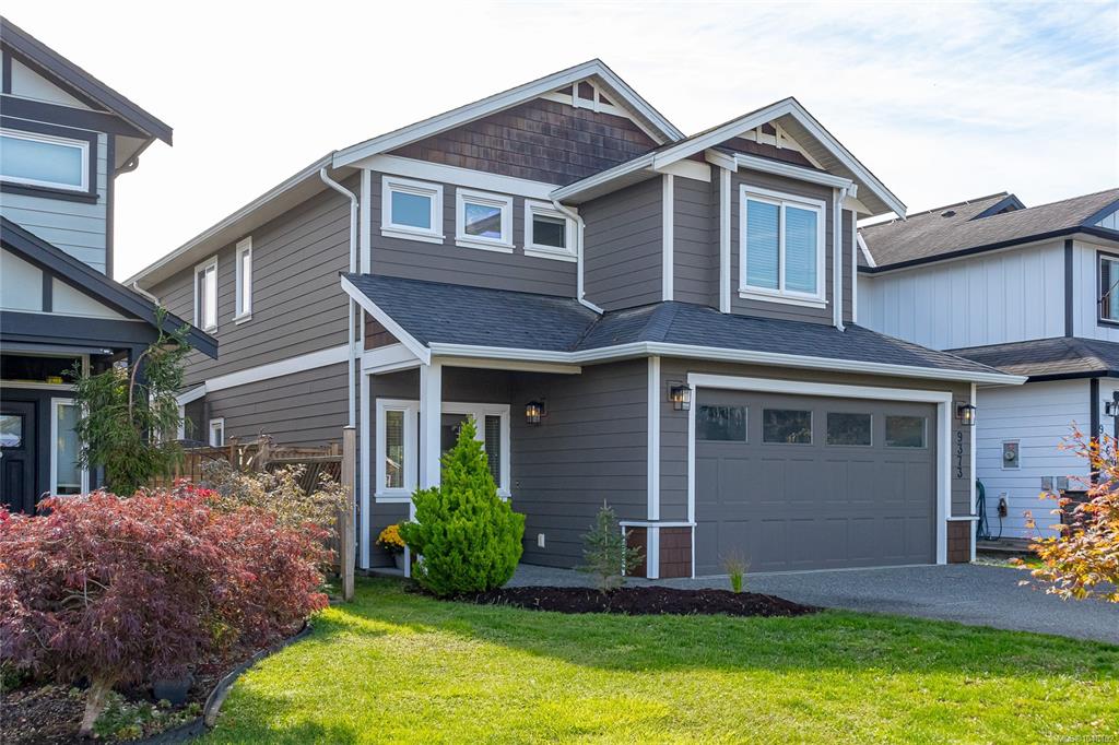 Second View of 9373 East Saanich Rd, North Saanich, BC, V8L 0C2
