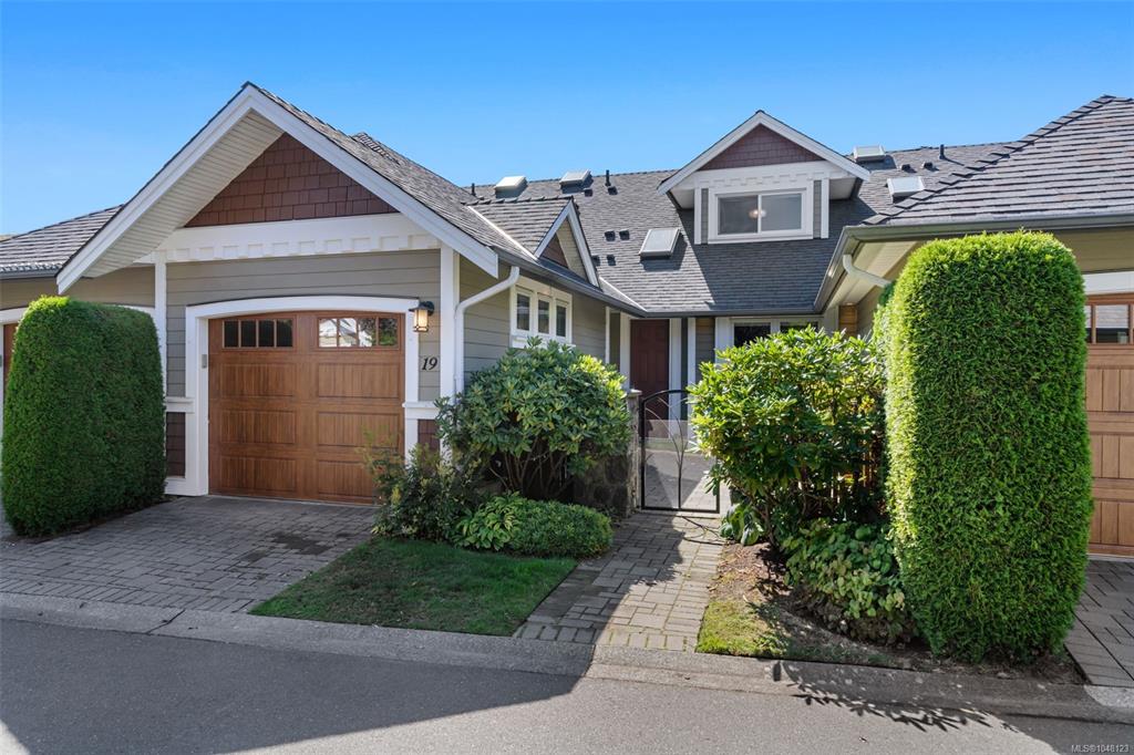 Second View of 10520 Mcdonald Park Rd, North Saanich, BC, V8L 0A3