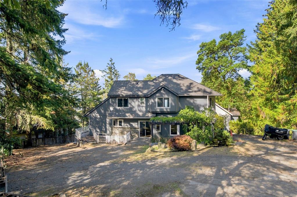 945 Little Mountain Rd, 1048126, BC,