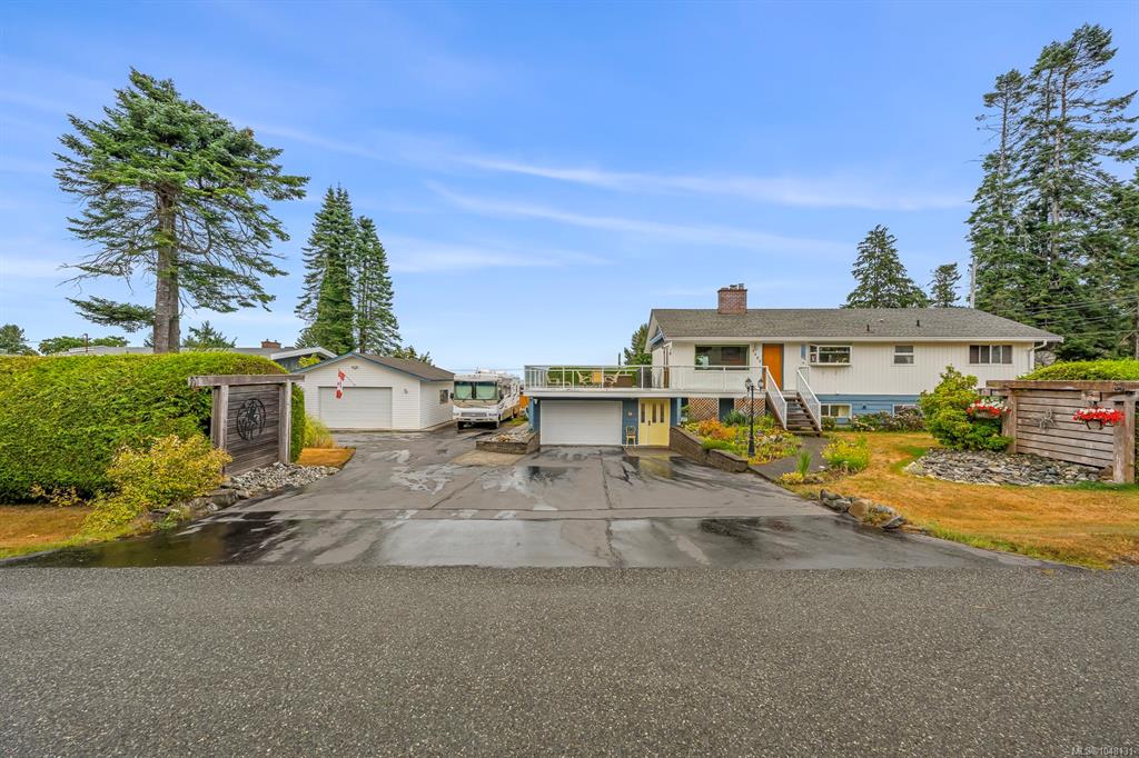 Third View of 3980 Dillman Rd, Campbell River, BC, V9H 1G9