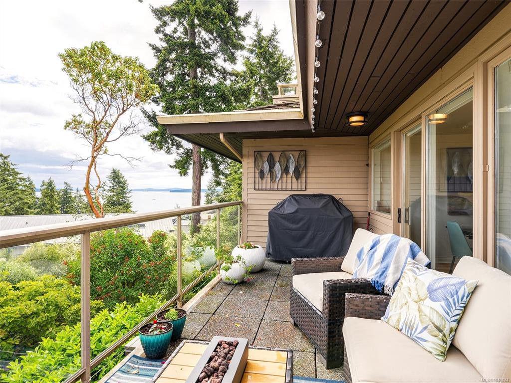 Fourth View of 2353 Harbour Rd, Sidney, BC, V8L 3X8
