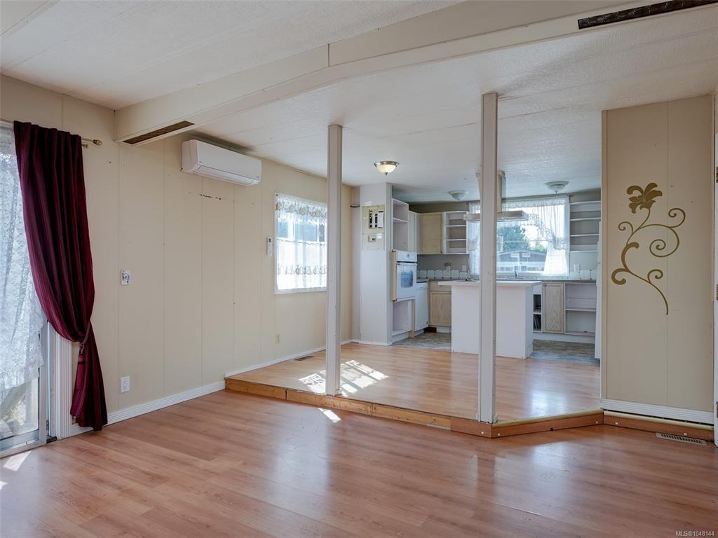 Fifth View of 2357 Sooke River Rd, Sooke, BC, V9Z 0X5