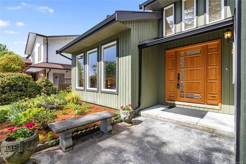 4021 Dawnview Cres, 1048145, BC,