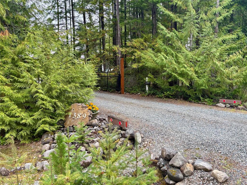 Second View of 1389 Meadowood Way, QUALICUM RIVER ESTATES, Qualicum Beach, BC, V9K 2S4