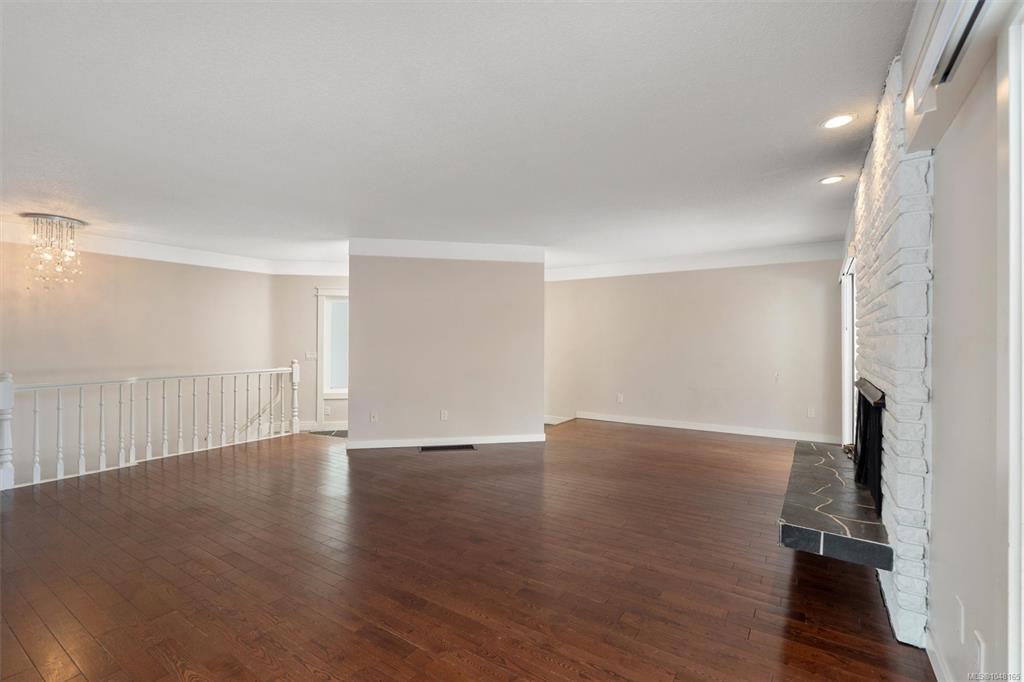 Fifth View of 336 Stannard Ave, Victoria, BC, V8S 3M4
