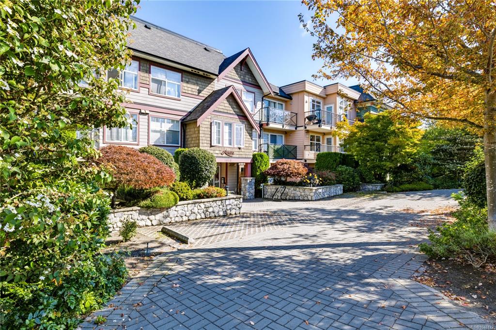 Third View of 1618 North Dairy Rd, The Amara, Saanich, BC, V8T 3V5