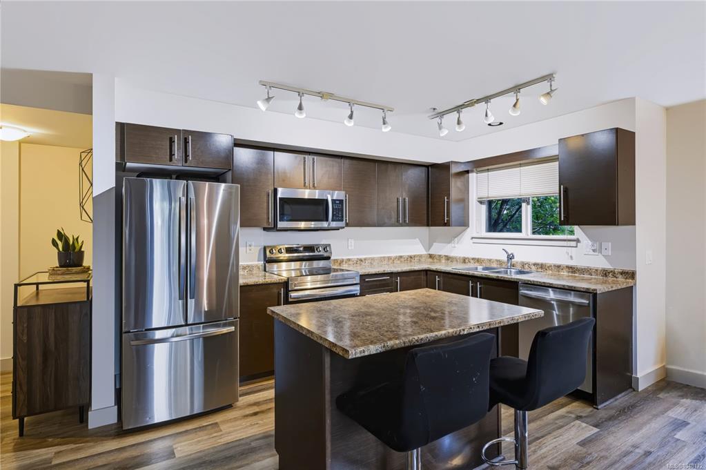 Fifth View of 1618 North Dairy Rd, The Amara, Saanich, BC, V8T 3V5